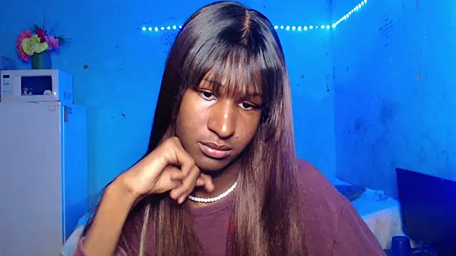 Angell Dustt  online show from September 23, 12:05 am