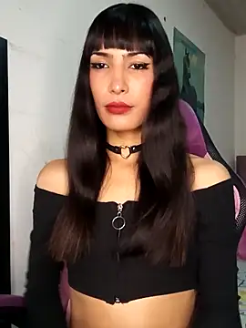 Lanna hott  online show from April 28, 7:07 pm