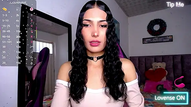 Lanna hott  online show from July 28, 8:52 pm