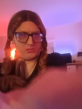 sissytrapdolly24 online show from July 5, 6:36 pm
