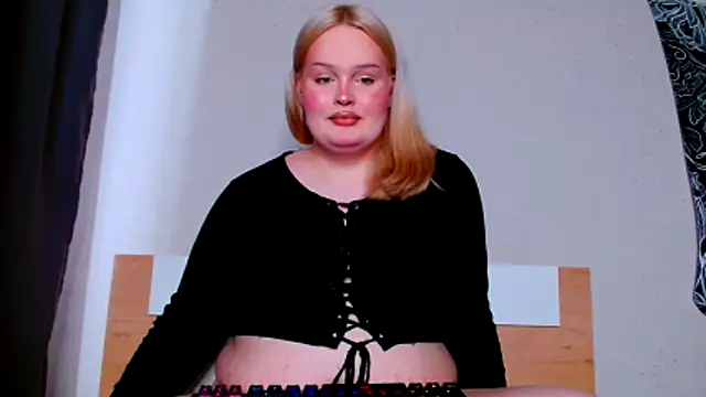 rozzhaos8 online show from June 13, 4:45 am