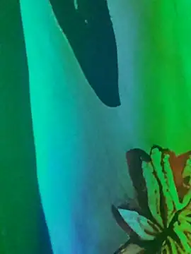 gurlnips online show from January 11, 7:37 am