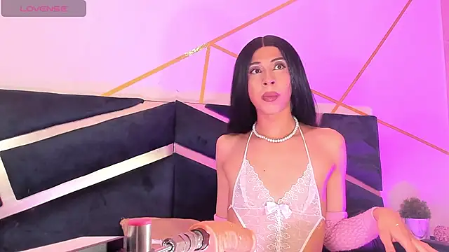 Charlie Williams online show from February 15, 8:45 pm