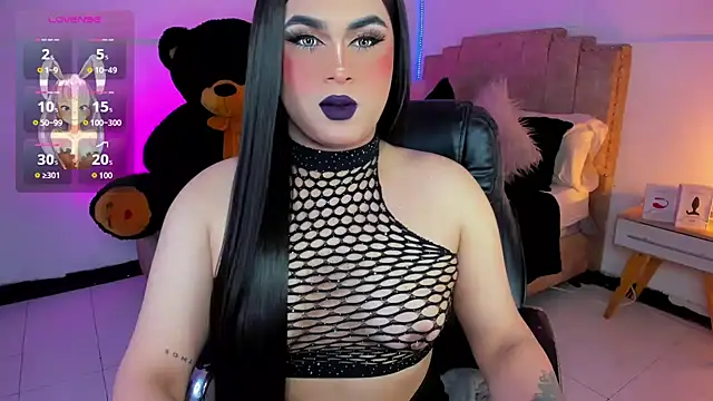 alexia mattel online show from December 13, 10:13 pm