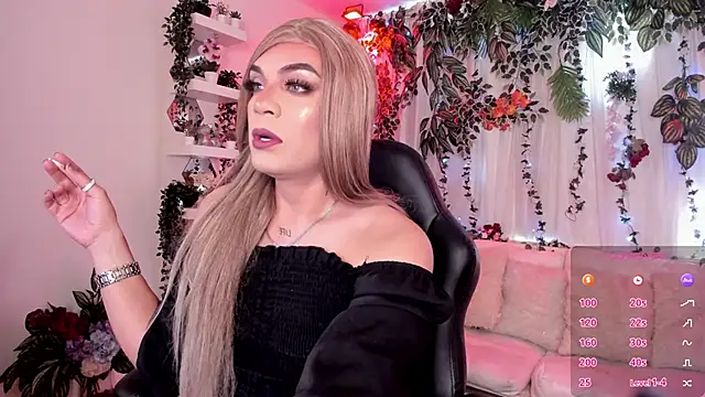 karol elegance  online show from December 5, 1:17 pm