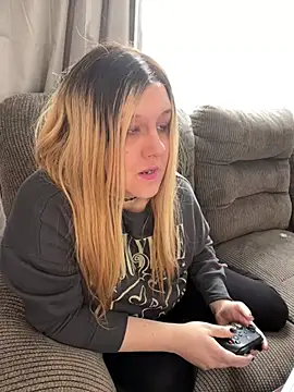 PuckBunny17 online show from January 22, 3:51 pm