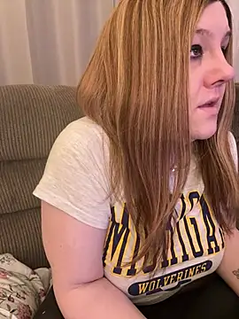 PuckBunny17 online show from February 24, 4:27 am