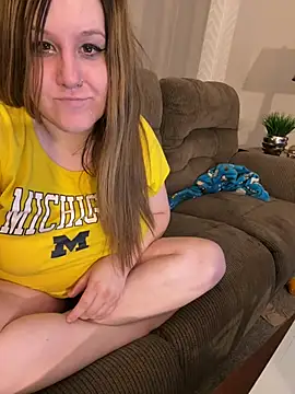 PuckBunny17 online show from August 2, 3:18 am