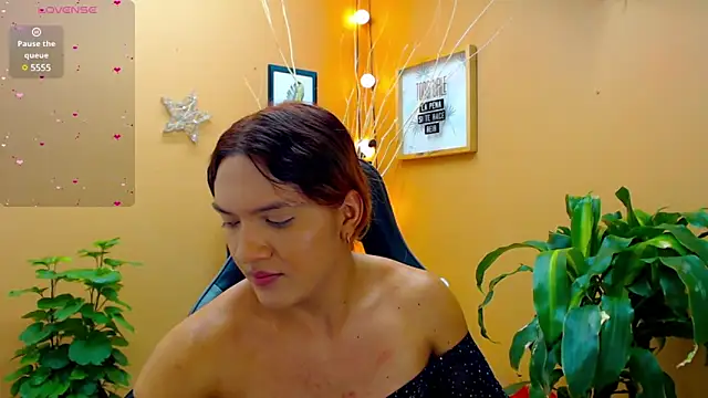 aslyhernandez 7 online show from March 12, 9:13 pm