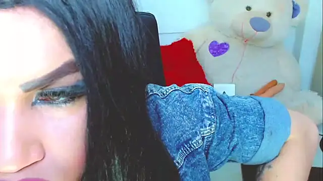 Snapshot of NathaliaCross chatting on October 16, 9:03 pm NathaliaCross online show from October 16, 9:03 pm