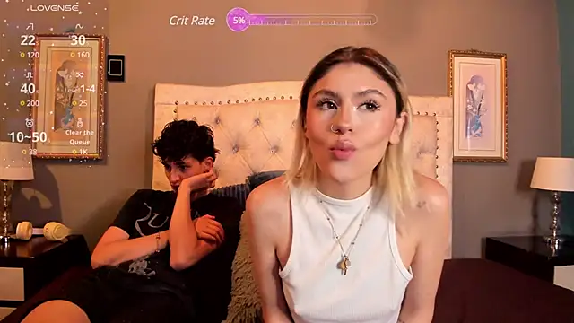 Liaa louis online show from December 19, 12:01 pm