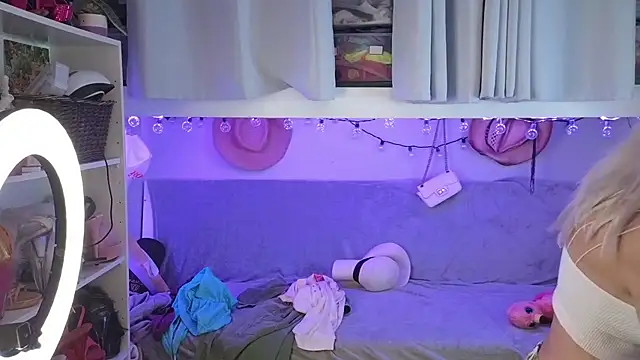 cunty tranny lydia online show from June 26, 5:23 am