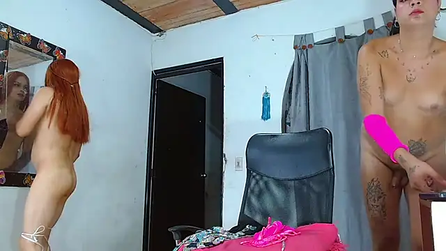 Snapshot of eloisaath chatting on October 11, 8:22 pm eloisaath online show from October 11, 8:22 pm