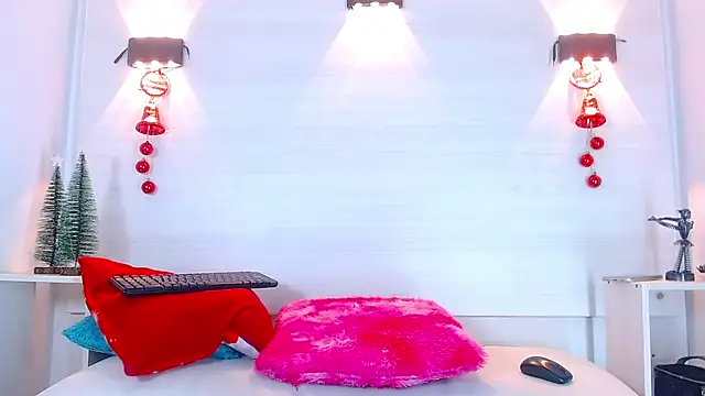 Molly Spears online show from December 23, 12:41 pm