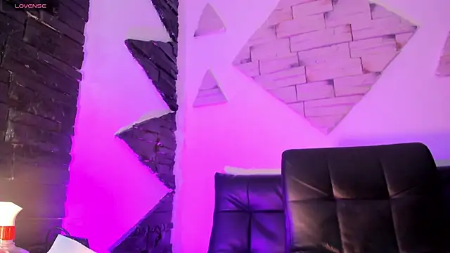 Snapshot of Naughty_Lizeth chatting on September 14, 2:10 pm Naughty Lizeth online show from September 14, 2:10 pm