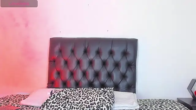 seline wolff online show from March 20, 2:19 am