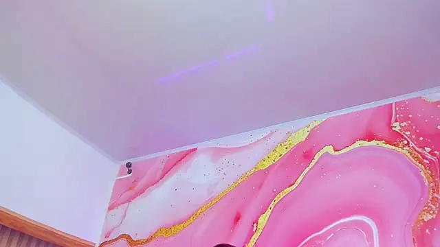 Daisy  rose online show from January 13, 3:03 am