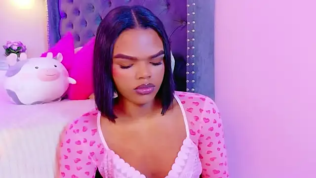 CamiEstrada online show from November 29, 2:13 am