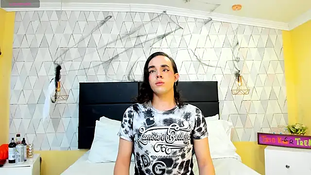 JustinePerry online show from November 5, 3:17 am