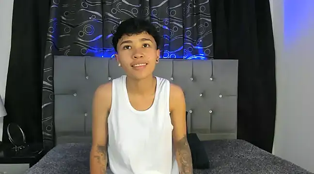 Snapshot of nova_sex01 chatting on December 13, 3:27 am nova sex01 online show from December 13, 3:27 am