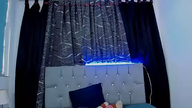 Snapshot of nova_sex01 chatting on December 29, 1:49 pm nova sex01 online show from December 29, 1:49 pm