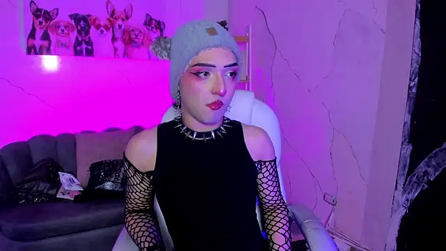 Snapshot of melodybonss_ chatting on October 7, 5:08 am melodybonss online show from October 7, 5:08 am