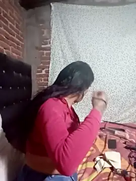 yovana13 online show from October 29, 10:35 am