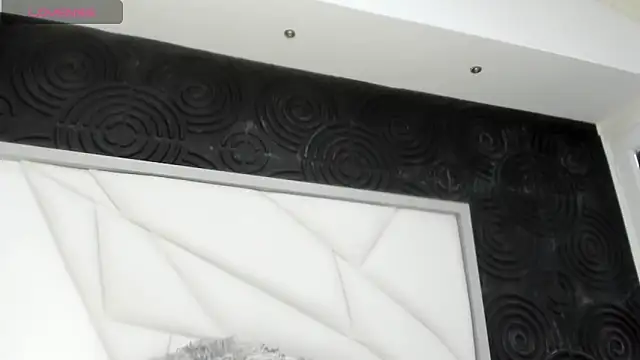 AbigailWilliams  online show from November 11, 11:12 am