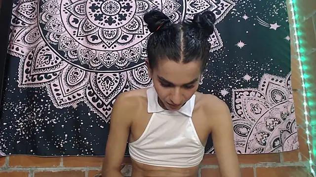 liissa 0 online show from October 9, 12:12 am