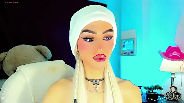 dollswit01 online show from March 6, 12:15 am