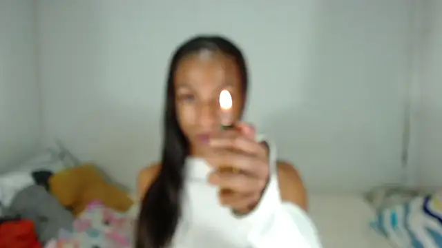 Snapshot of JessicaEbony chatting on October 16, 1:17 am JessicaEbony online show from October 16, 1:17 am