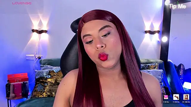 Emili Roux online show from April 3, 2:59 pm