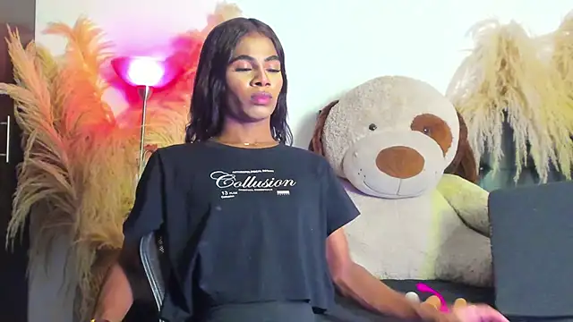 alejandrasxx online show from March 4, 7:32 pm