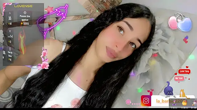 Snapshot of barbiedolls_x chatting on March 14, 3:10 am barbiedolls x online show from March 14, 3:10 am