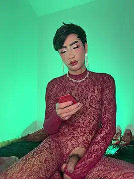 sue   0 online show from June 19, 2:05 am