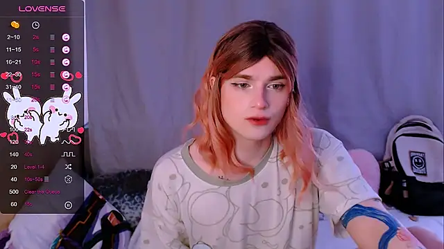 Snapshot of Alice_Hells chatting on February 24, 7:55 am Alice Hells online show from February 24, 7:55 am