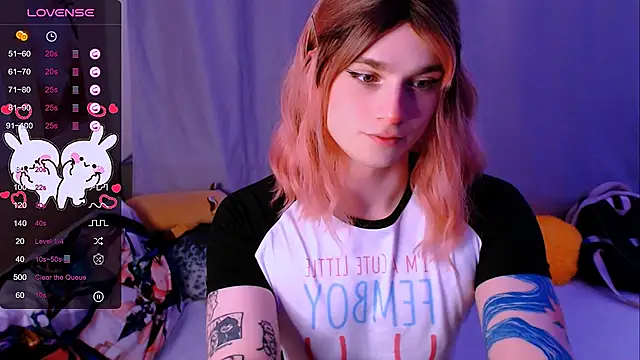 Snapshot of Alice_Hells chatting on September 27, 5:49 am Alice Hells online show from September 27, 5:49 am
