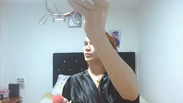 giuliana andrade online show from October 16, 12:44 am