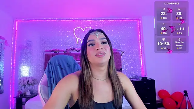 KylieVictoria online show from February 11, 4:44 am