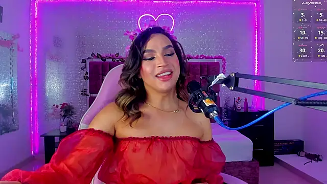 KylieVictoria online show from March 7, 5:03 am