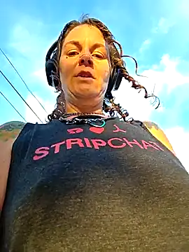 thatonespicychick online show from September 20, 1:16 pm