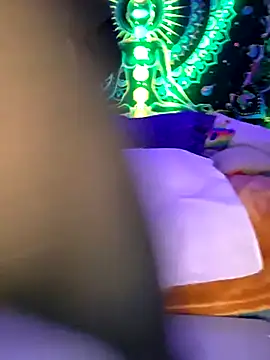 thatonespicychick online show from October 7, 10:11 pm