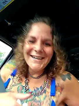 thatonespicychick online show from October 10, 4:19 pm