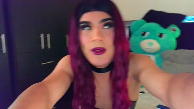 Snapshot of Mia_Frank_ chatting on October 21, 8:32 pm Mia Frank online show from October 21, 8:32 pm