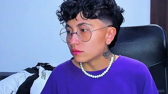 Im Mathias online show from February 20, 2:51 am