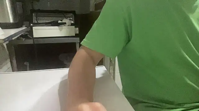 alarasissy online show from October 30, 6:07 pm