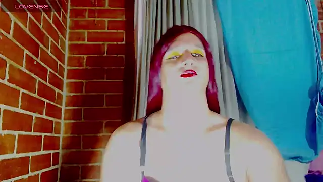 alexandrasexy32 online show from August 3, 10:05 pm