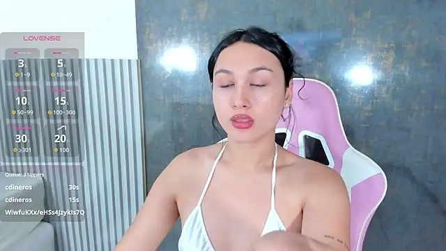 lana boomer online show from November 30, 9:06 pm