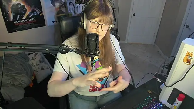 HannahCastle96 online show from November 19, 10:32 pm