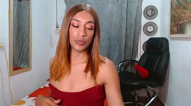 Snapshot of Dannacamilsaenz chatting on January 10, 11:43 am Dannacamilsaenz online show from January 10, 11:43 am